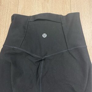 Black lululemon leggings